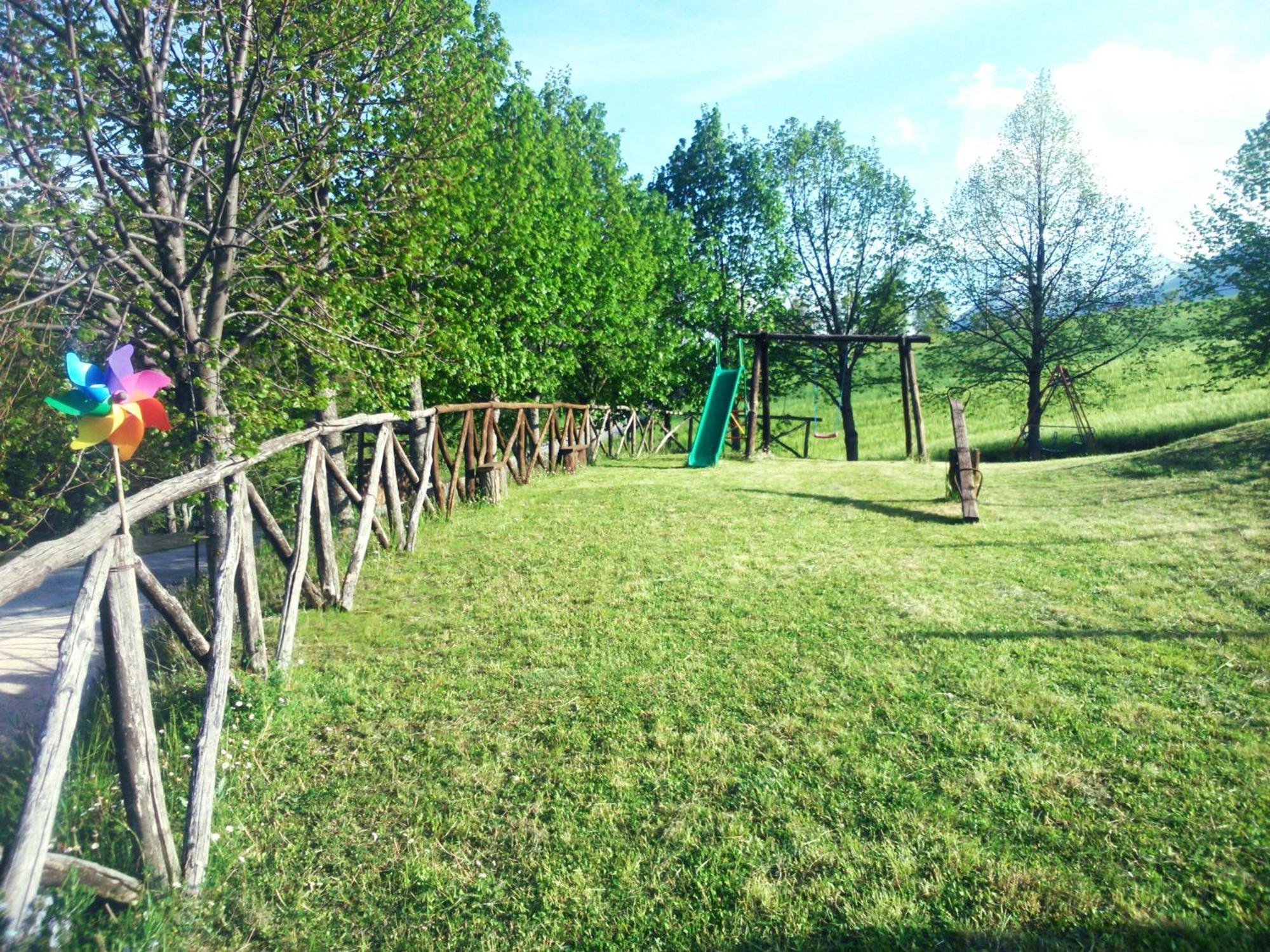 Agriturismo Le Castellare Montemonaco Exterior foto